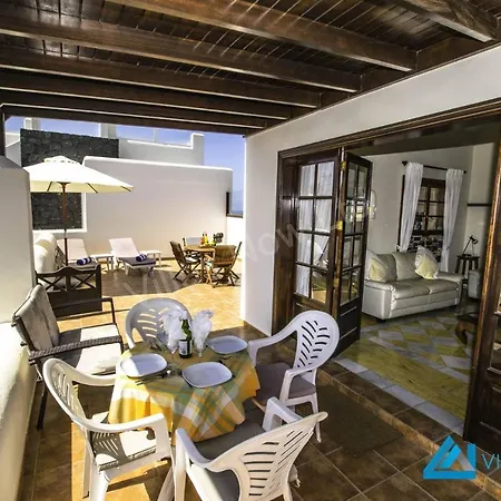 Villa Seventy Seven - Lh189 By Villas Now Ltd Playa Blanca (Lanzarote)